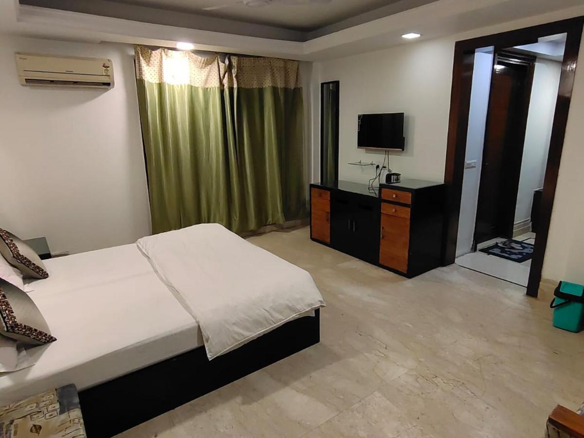 Taj Residency Bed & Breakfast New Delhi
